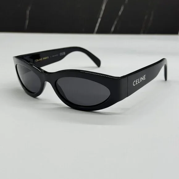 NEW CELINE CL40288I 01A BLACK WOMEN SUNGLASSES CELINE is  display picture 2